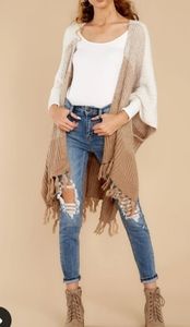 Red Dress Boutique Autumn Chill Khaki Poncho Sz.M